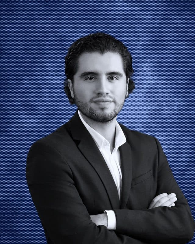 Francisco Parra, Vyra