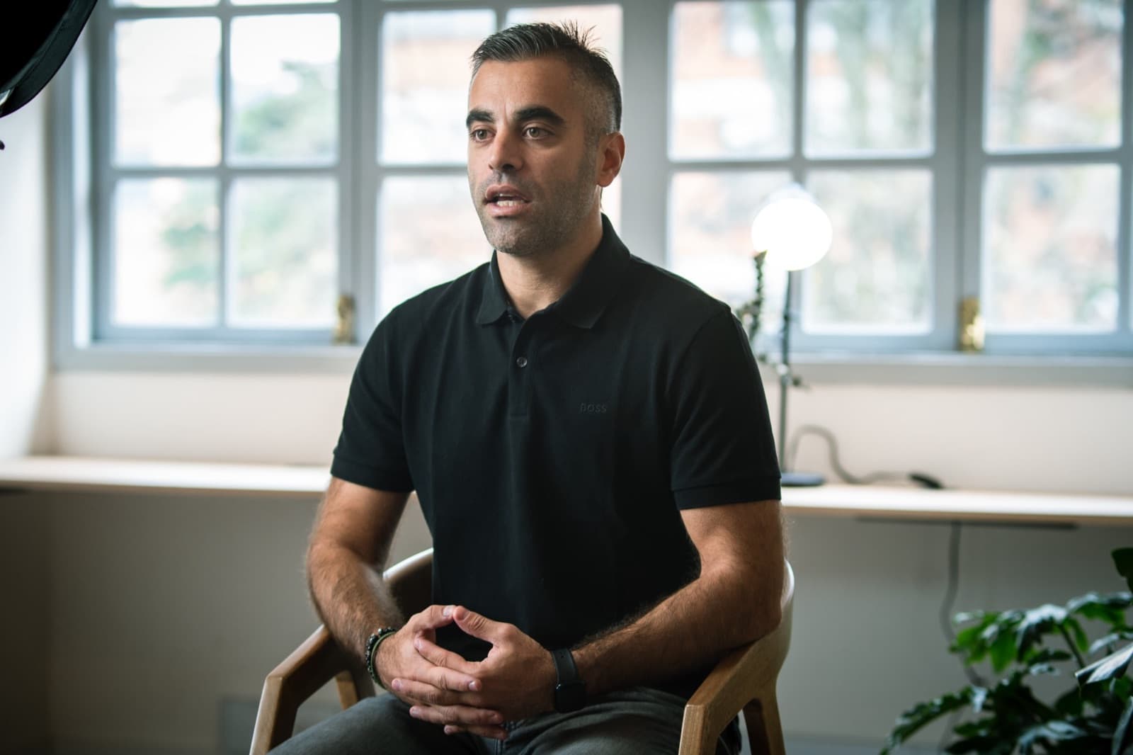 Founder sharing lessons during Offline Week